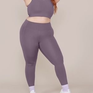 NWT Girlfriend Co Dahlia Full 28.5" leggings Small